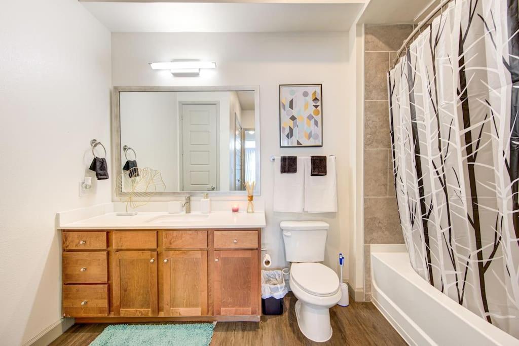 Trendy Downtown 1Bd/Freeparking/Wi-Fi/Pool Houston Exterior foto